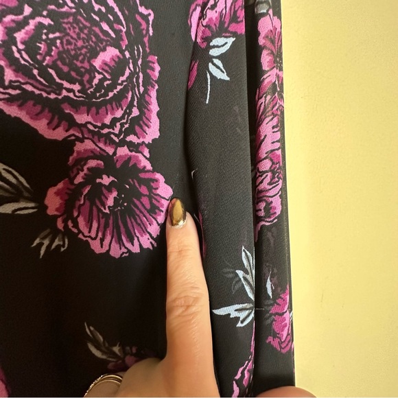 Torrid Black Pink Floral Chiffon Cage Crisscross Back Blouse Women’s Size 1X - Picture 9 of 13